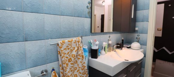 4-Zimmer Wohnung in Grugliasco, Italy, Nr. 11738 16