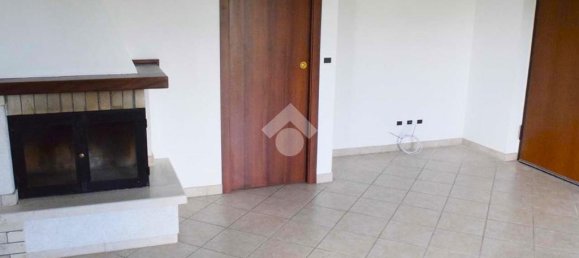 2 bedrooms Apartment in Tagliacozzo, Italy No. 282154 2