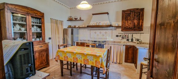 6 Schlafzimmer Wohnung in Roccastrada, Italy, Nr. 316834 3