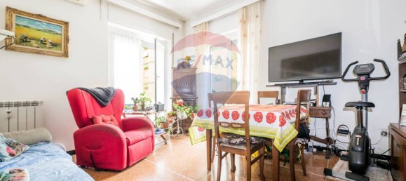 3 bedrooms Apartment in Genoa, Italy No. 266633 10