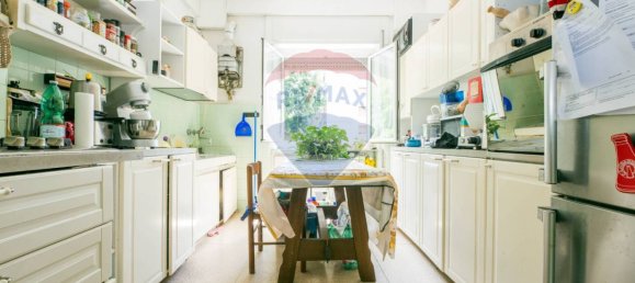 3 bedrooms Apartment in Genoa, Italy No. 266633 9