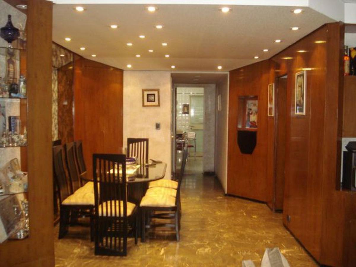 3 bedrooms Apartment in Buenos Aires, Argentina No. 72528