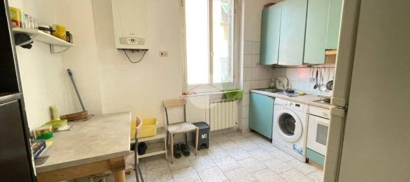 3 chambres Appartement à Genoa, Italy No. 337218 2