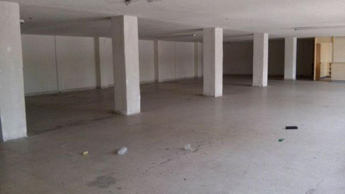 451m² Building in Naucalpan de Juarez, Mexico No. 200947