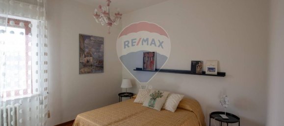 8 rooms Penthouse in Ostra, Italy No. 2268 20