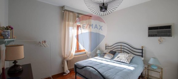 8 rooms Penthouse in Ostra, Italy No. 2268 16