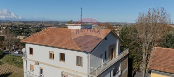 8 rooms Penthouse in Ostra, Italy No. 2268 35