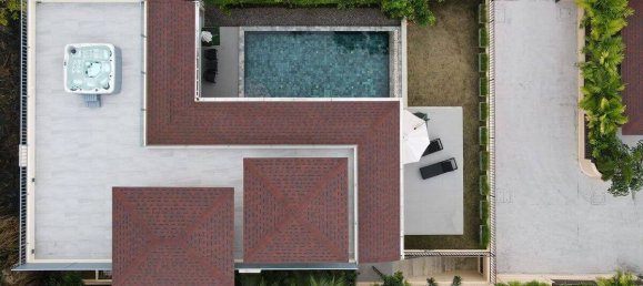 4 bedrooms Villa in Chalong, Thailand No. 10945 10