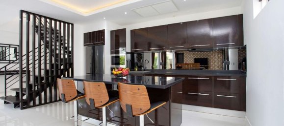 4 bedrooms Villa in Chalong, Thailand No. 10945 18