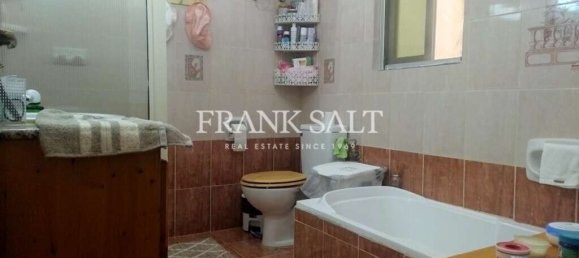 Maisonette de 2 dormitorios en Saint Paul's Bay, Malta No. 2175 9