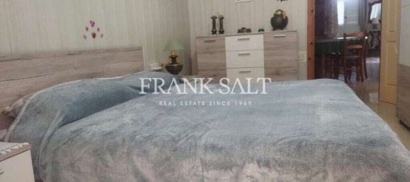 Maisonette de 2 dormitorios en Saint Paul's Bay, Malta No. 2175 5