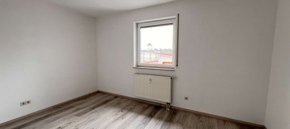 Квартира с 2 спальнями в Цвиккау, Германия № 266125 3