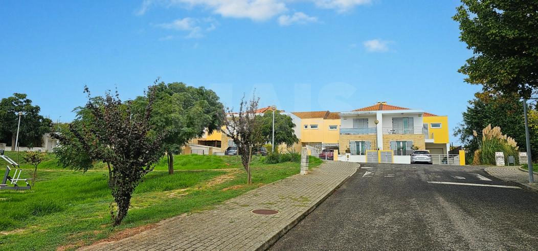  Land in Torres Vedras, Portugal No. 282205