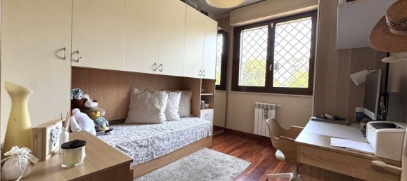 5 bedrooms Apartment in Rome, Italy No. 335485 22