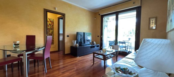 5 bedrooms Apartment in Rome, Italy No. 335485 3