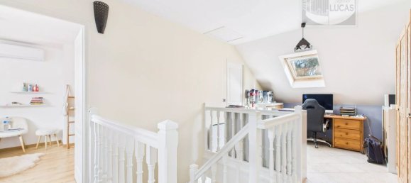 4 bedrooms House in Massy, France No. 128547 10