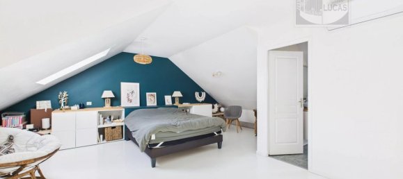 4 bedrooms House in Massy, France No. 128547 12