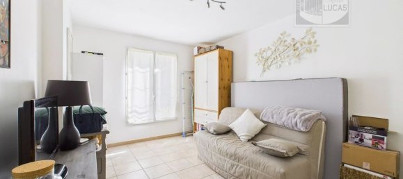 4 bedrooms House in Massy, France No. 128547 8