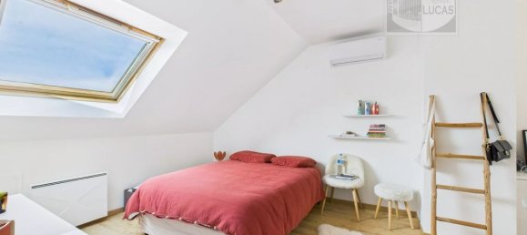 4 bedrooms House in Massy, France No. 128547 15