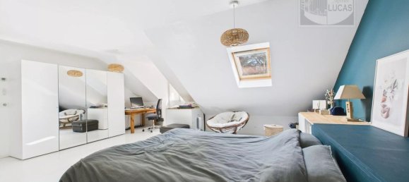 4 bedrooms House in Massy, France No. 128547 13