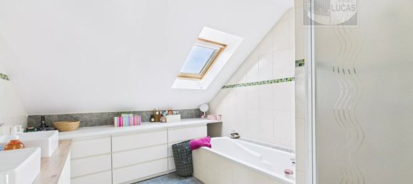 4 bedrooms House in Massy, France No. 128547 14