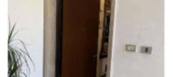 3 rooms Apartment in Novara, Italy No. 214497 3