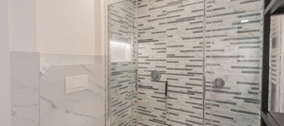 3 bedrooms Apartment in Monza, Italy No. 364633 16