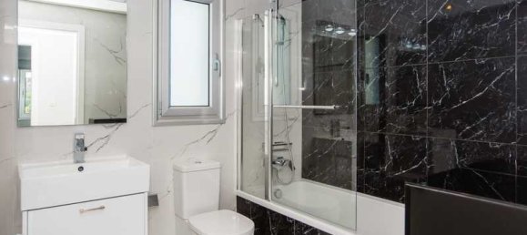 4 Schlafzimmer Villa in Agios Tychonas, Cyprus, Nr. 17966 2