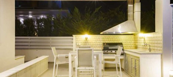 4 bedrooms Villa in Agios Tychonas, Cyprus No. 17966 13