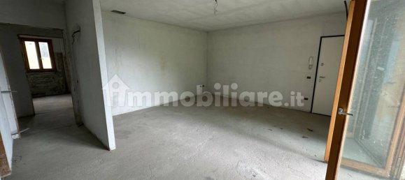 Apartamento T2 em Dubino, Italy N.º 266908 10