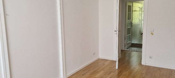Apartamento de 3 dormitorios en Lichterfelde, Germany No. 329031 8