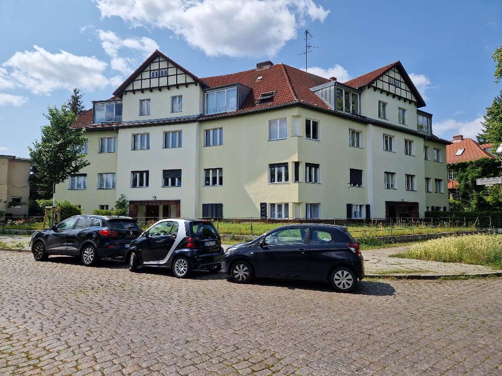 Apartamento de 3 dormitorios en Lichterfelde, Germany No. 329031