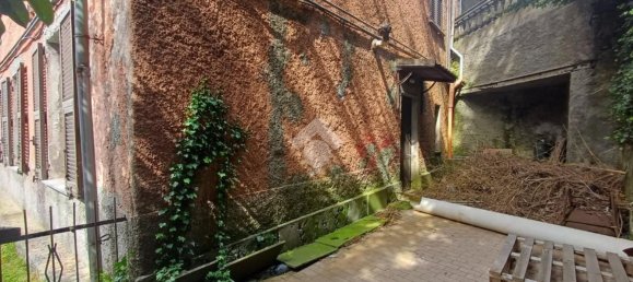 4-salle Appartement à Mignanego, Italy No. 271855 11