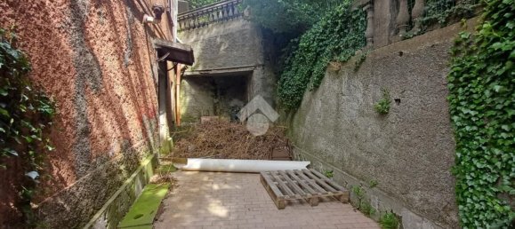 4-salle Appartement à Mignanego, Italy No. 271855 10