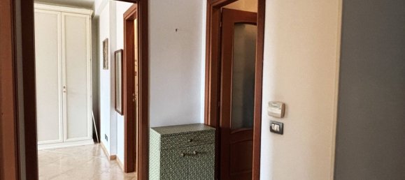 Apartamento de 3 habitaciónes en Avellino, Italy No. 303587 9