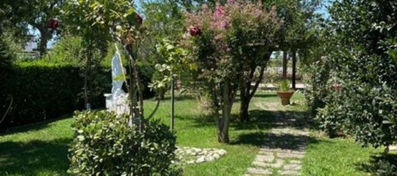 15-salle Villa à Campagna, Italy No. 299110 10