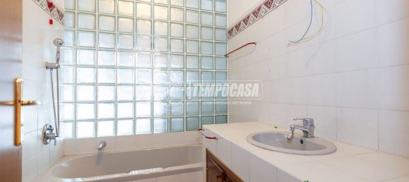 4 rooms Apartment in Codogno, Italy No. 27710 16