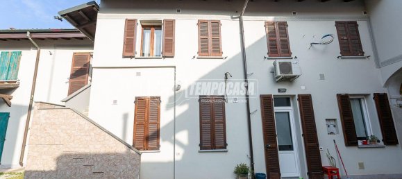 4 rooms Apartment in Codogno, Italy No. 27710 3