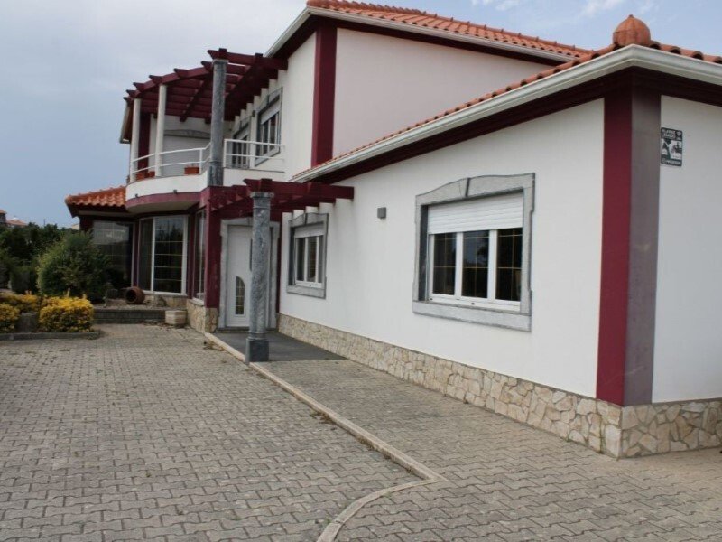 4 bedrooms Villa in Lourinha, Portugal No. 141751