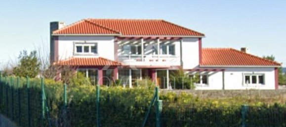 4 bedrooms Villa in Lourinha, Portugal No. 141751 2