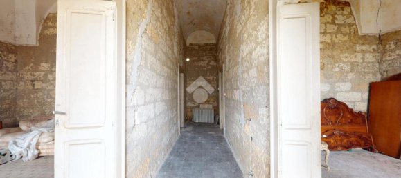 4-Zimmer Haus in Brindisi, Italy, Nr. 239011 8