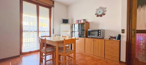 2 bedrooms Apartment in Silvi, Italy No. 365032 2