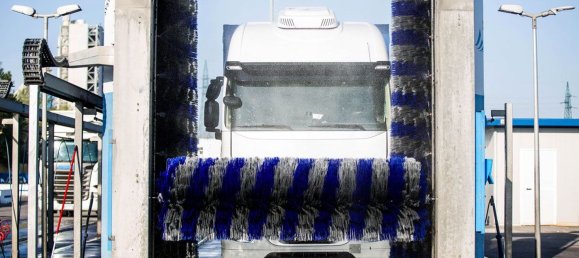 1700m² Commercial property in Cerea, Italy No. 300137 4