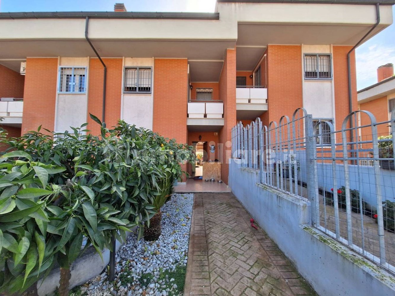4 bedrooms Villa in Rome, Italy No. 356879