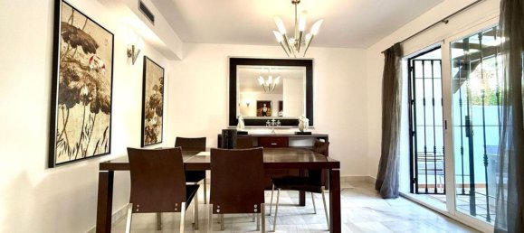 3 غرف نوم تاون هاوس في Marbella, Spain رقم 145531 2