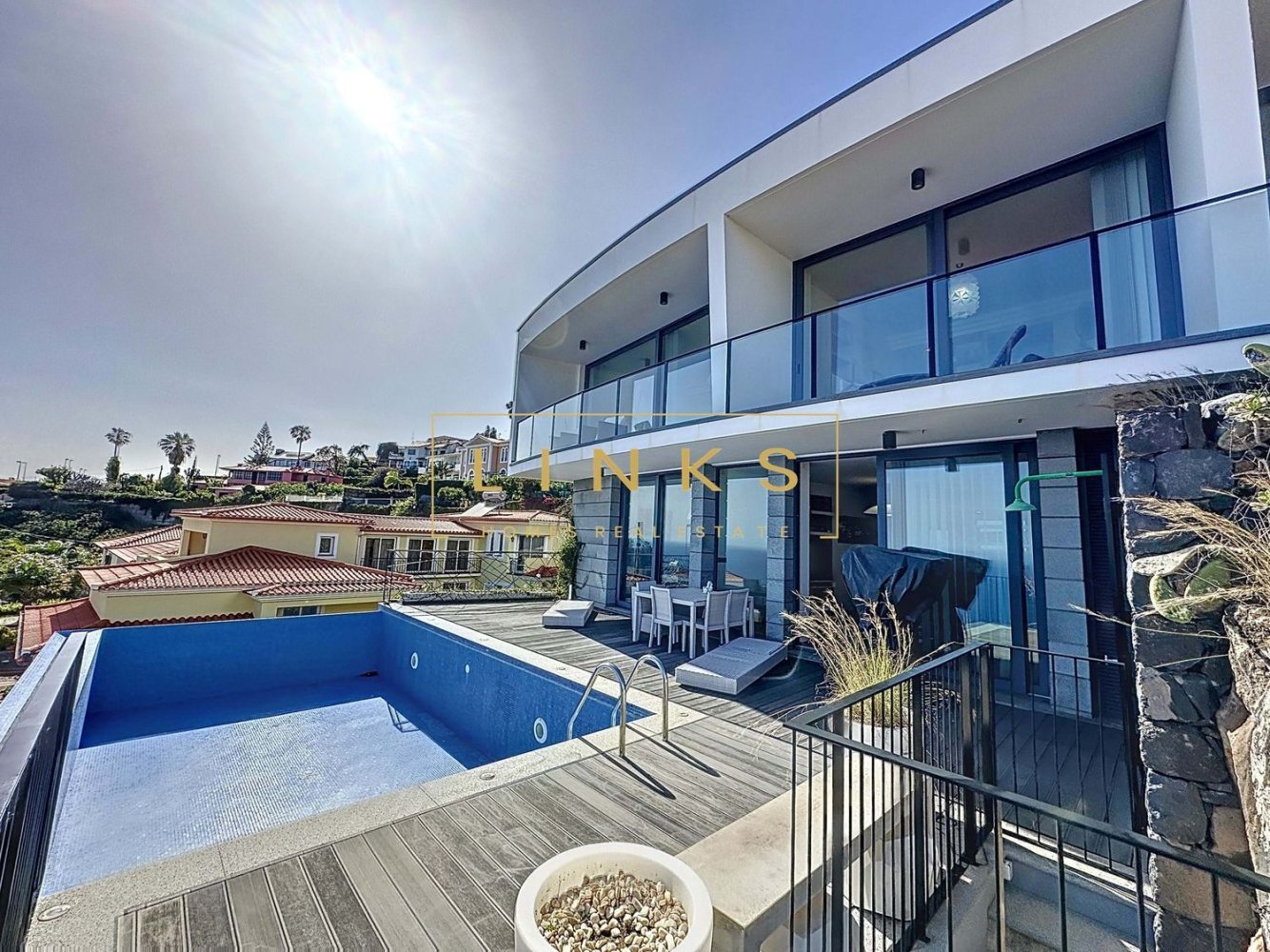 3 غرف نوم منزل في Canico, Portugal رقم 142013