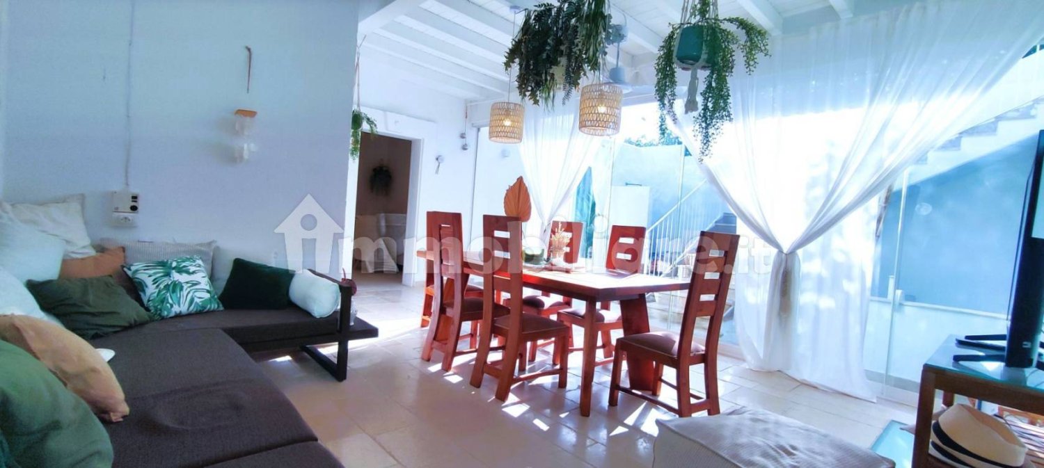 Вилла с 5 спальнями в Porto Cesareo, Италия № 302442