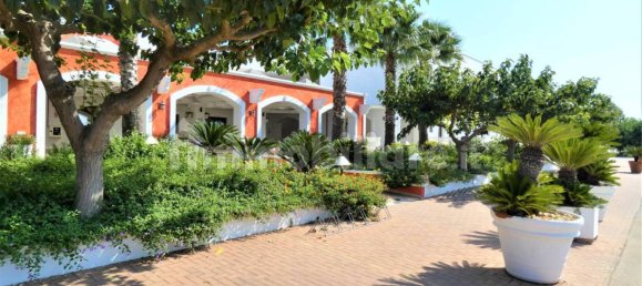 Вилла с 5 спальнями в Porto Cesareo, Италия № 302442 26