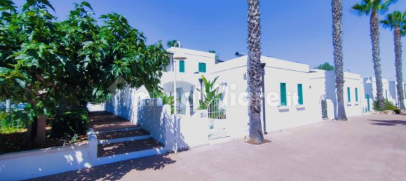 Вилла с 5 спальнями в Porto Cesareo, Италия № 302442 3
