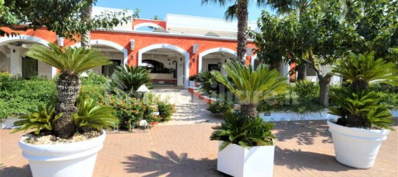 Вилла с 5 спальнями в Porto Cesareo, Италия № 302442 24